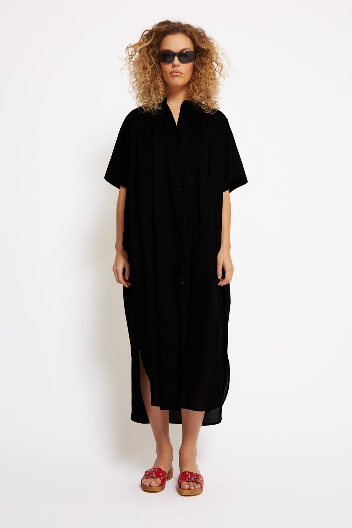 ROBE PAGE - ROSEANNA