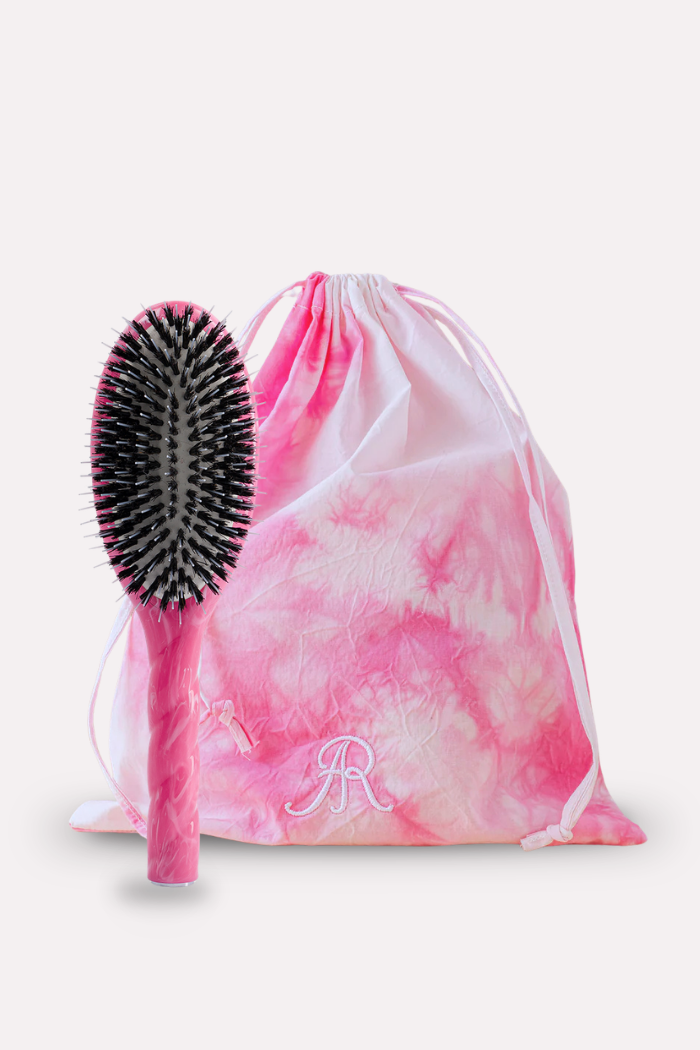 Le duo Grande Brosse Indispensable N°2 et sa Pochette Cover Rose