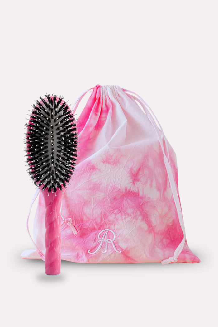 Le duo Grande Brosse Indispensable Douceur N°3 et sa Pochette Cover Rose