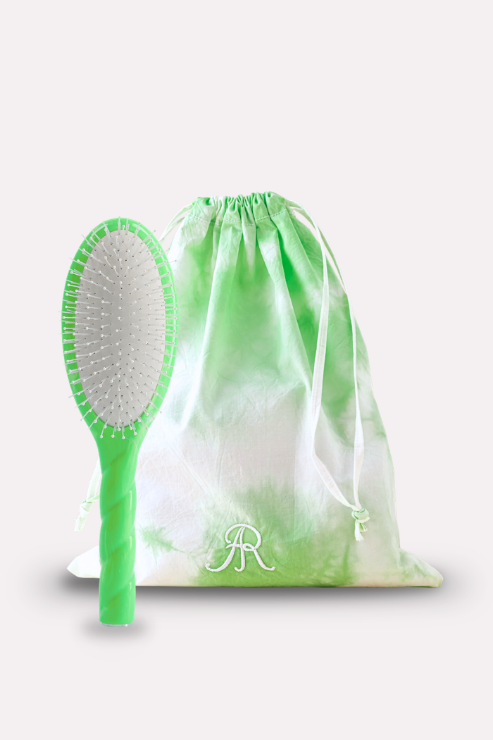 Le duo Grande Brosse Miracle N°4 et sa Pochette Cover Lime