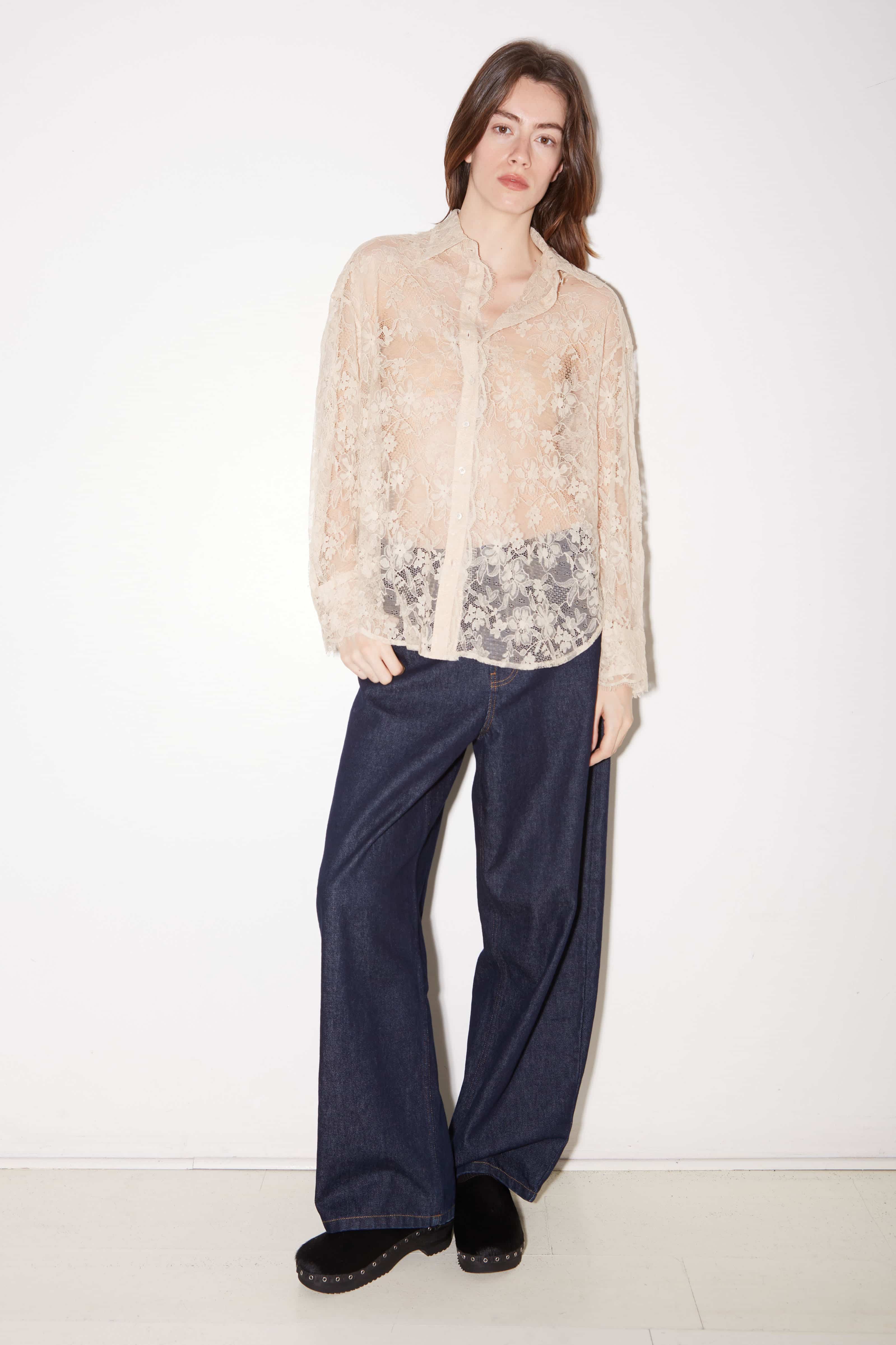CHEMISE TISH EN DENTELLE CRAIE