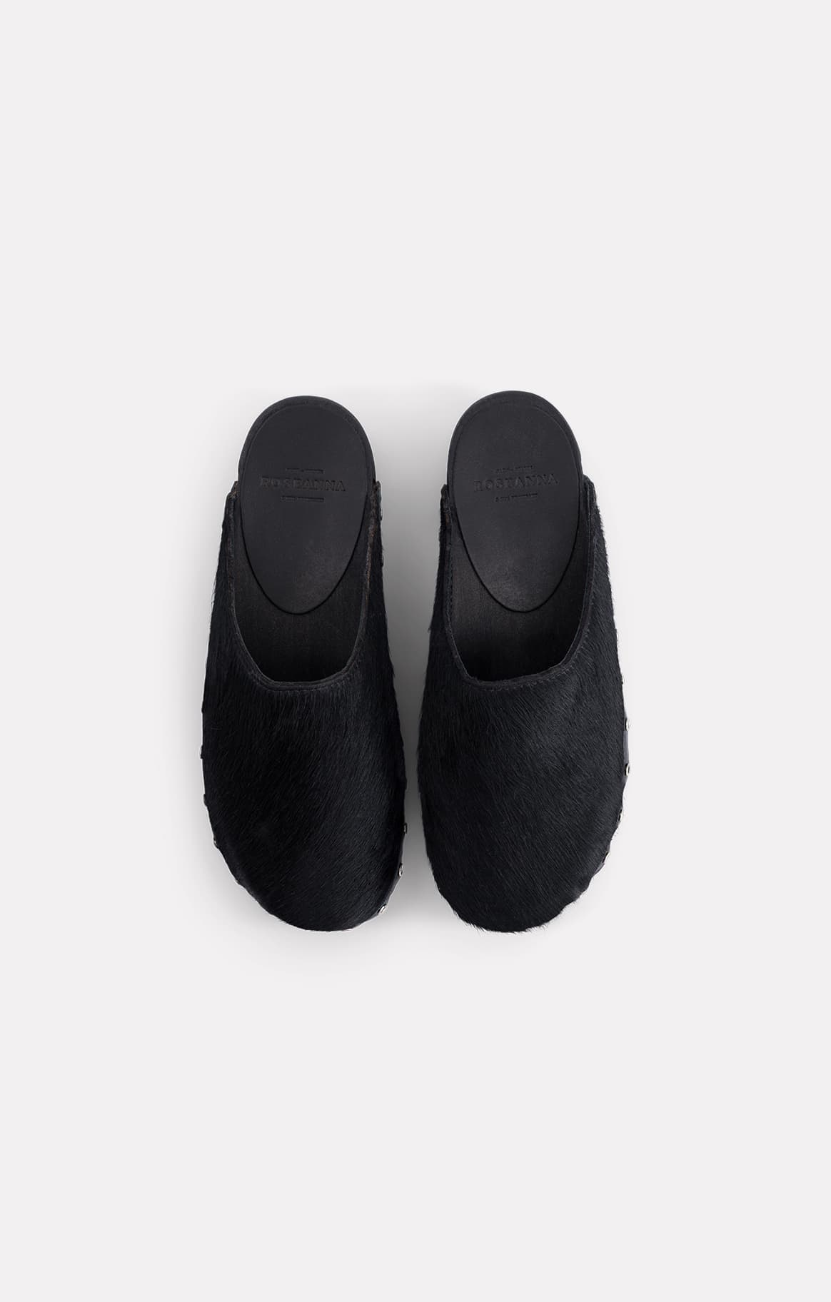 BLACK CLOGS