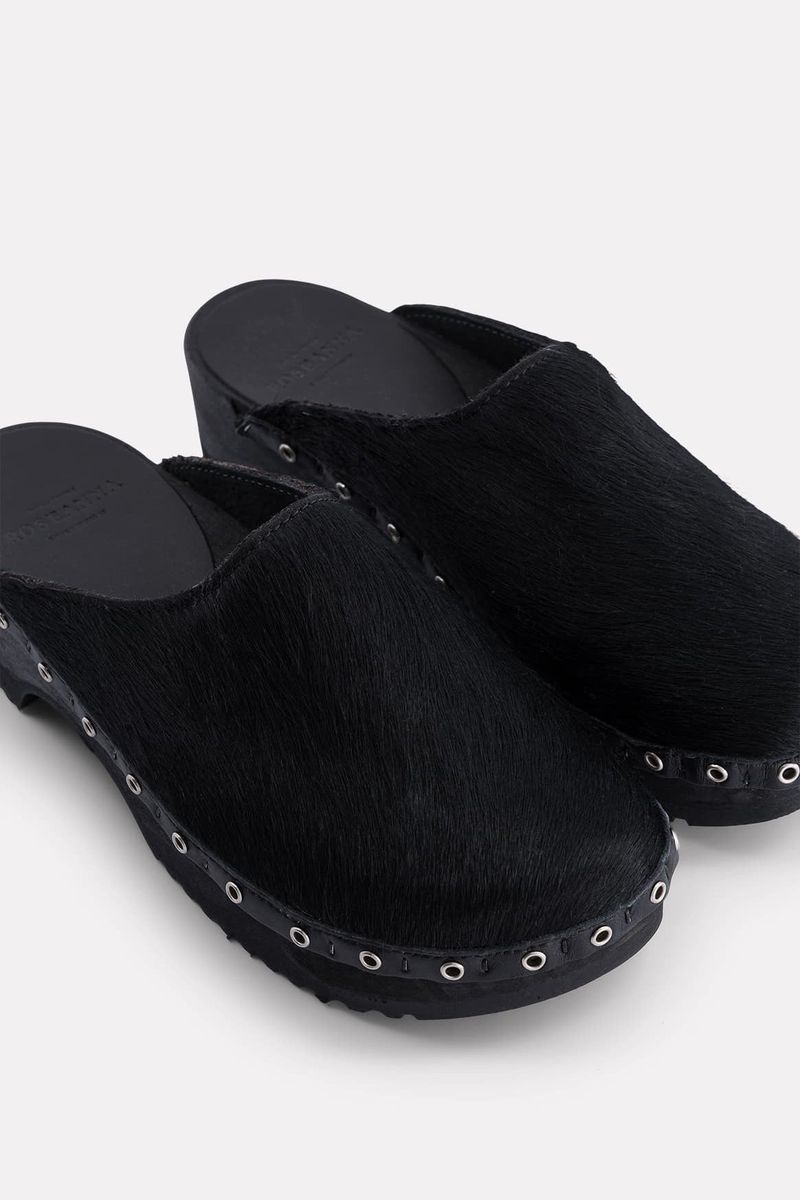 W26SHOECLOG-NOIR-4_1.jpg