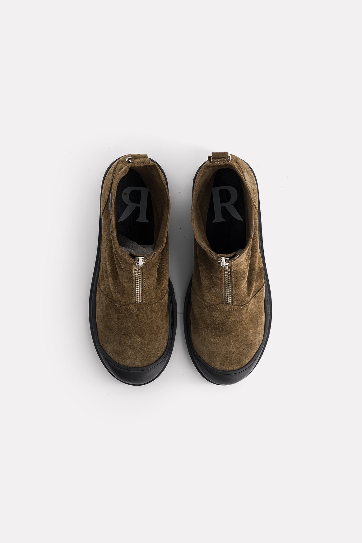 W26SHOENEVADAKAKI-5_1_94ac16fd-08b7-4b70-874f-4ee8f9243ead.jpg