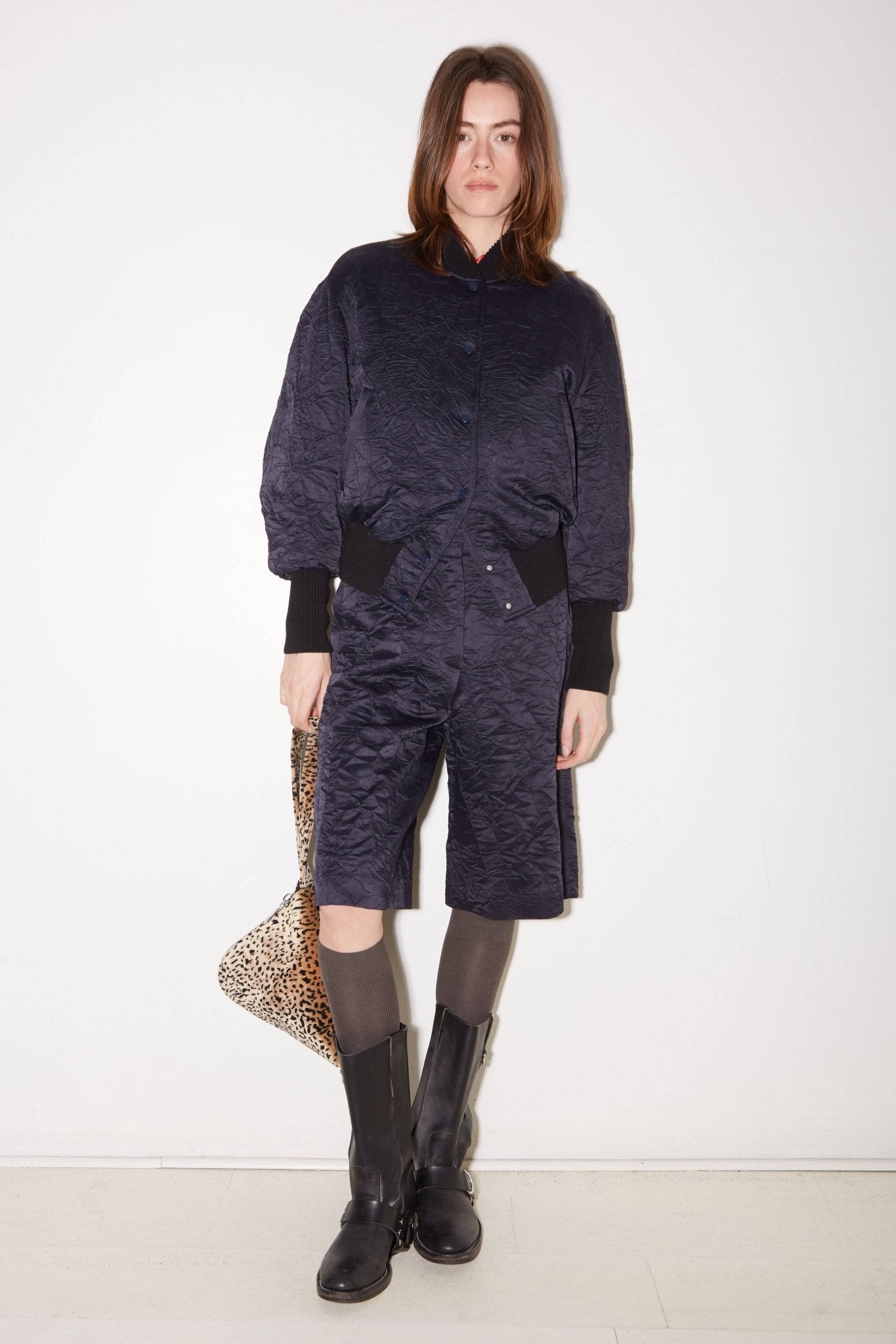 BLOUSON COURT PUZZLE EN SATIN FROISSÉ NAVY - ROSEANNA