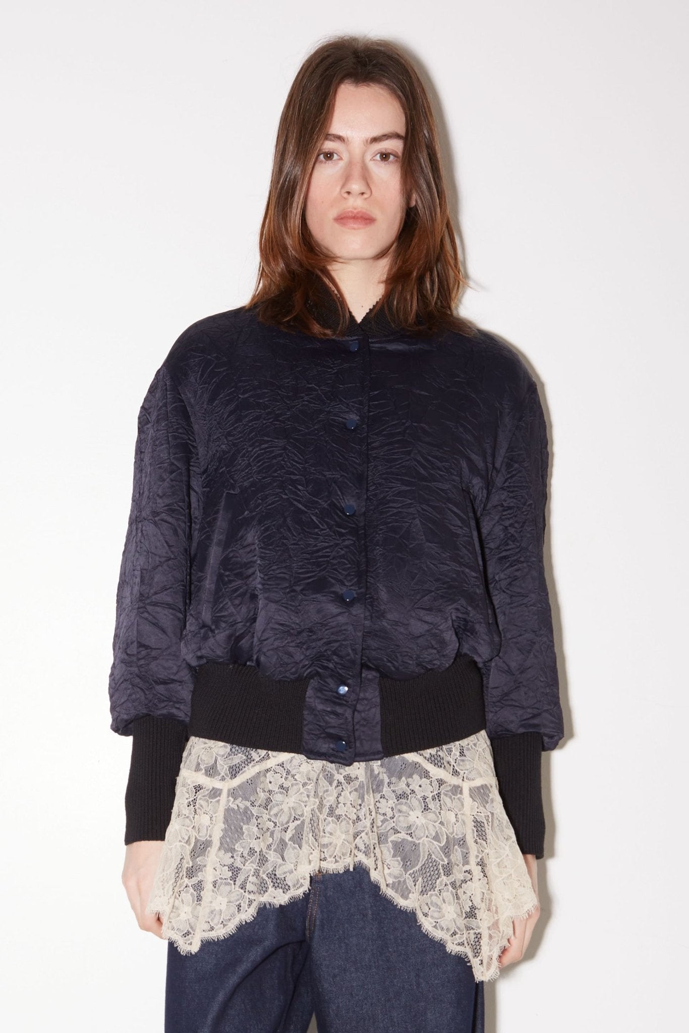 BLOUSON COURT PUZZLE EN SATIN FROISSÉ NAVY - ROSEANNA