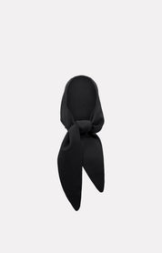 COIFFANT MAGNUM EN LAINE NOIR