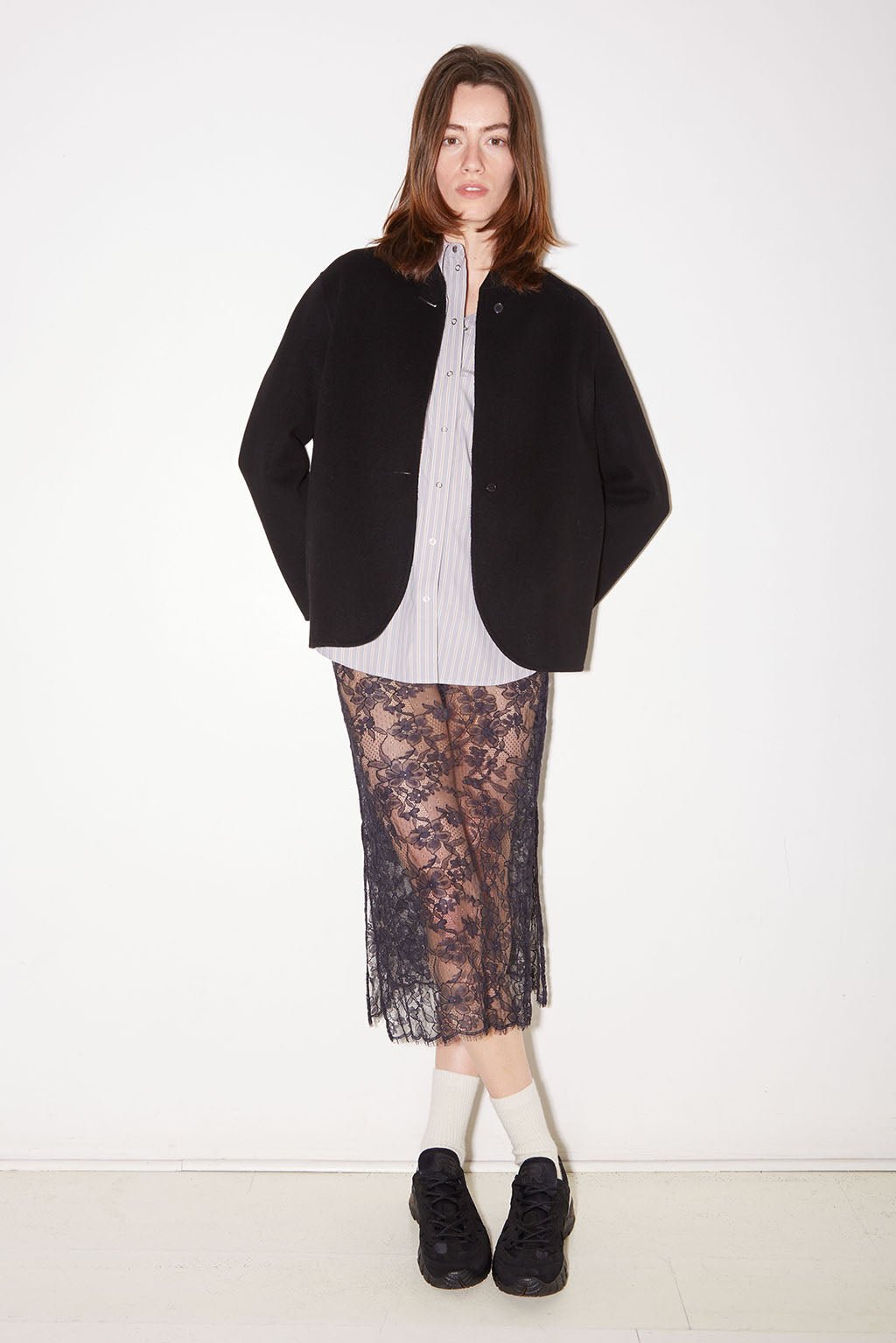 JUPE MIDI ROSE EN DENTELLE NAVY - ROSEANNA