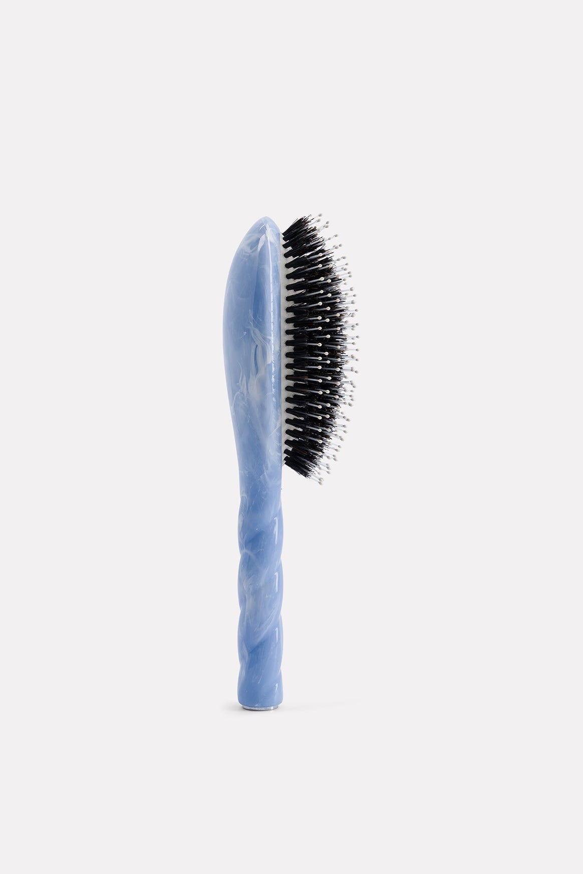 Le duo Grande Brosse Indispensable Douceur N°3 et sa Pochette Cover Sky - ROSEANNA