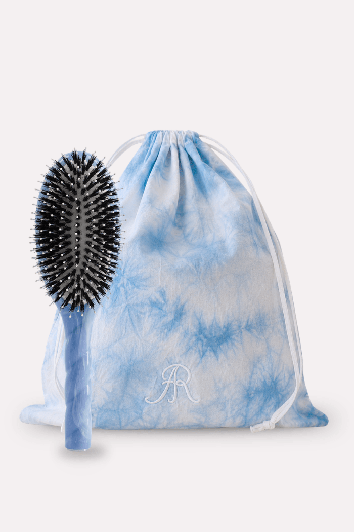 Le duo Grande Brosse Indispensable Douceur N°3 et sa Pochette Cover Sky - ROSEANNA