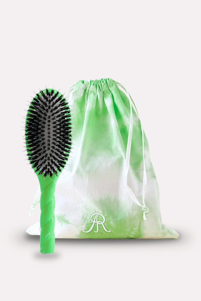 Le duo Grande Brosse Indispensable N°2 et sa Pochette Cover Lime - ROSEANNA