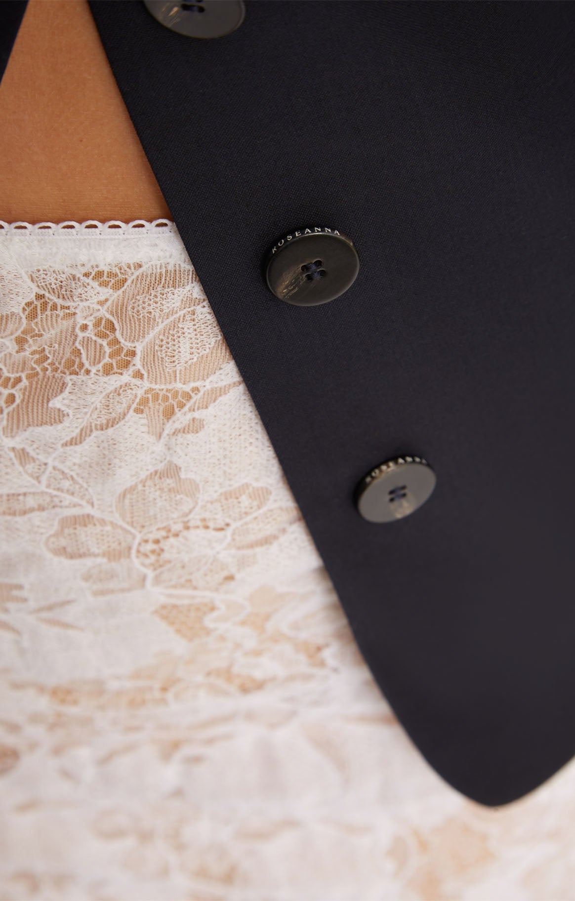 TOP JESSIE - ROSEANNA